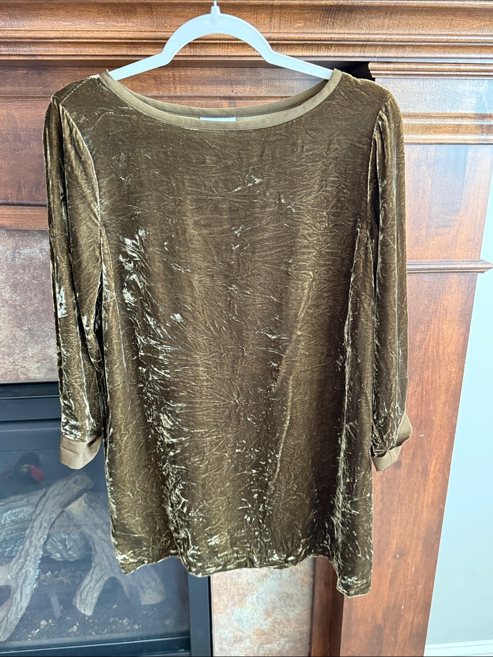 J Jill olive green crushed velvet 3/4 sleeve shirt Medium Petite fairy grunge